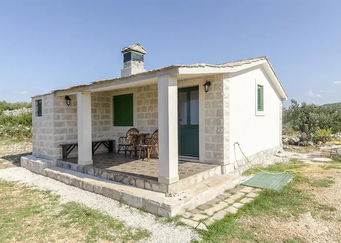 House Lucica